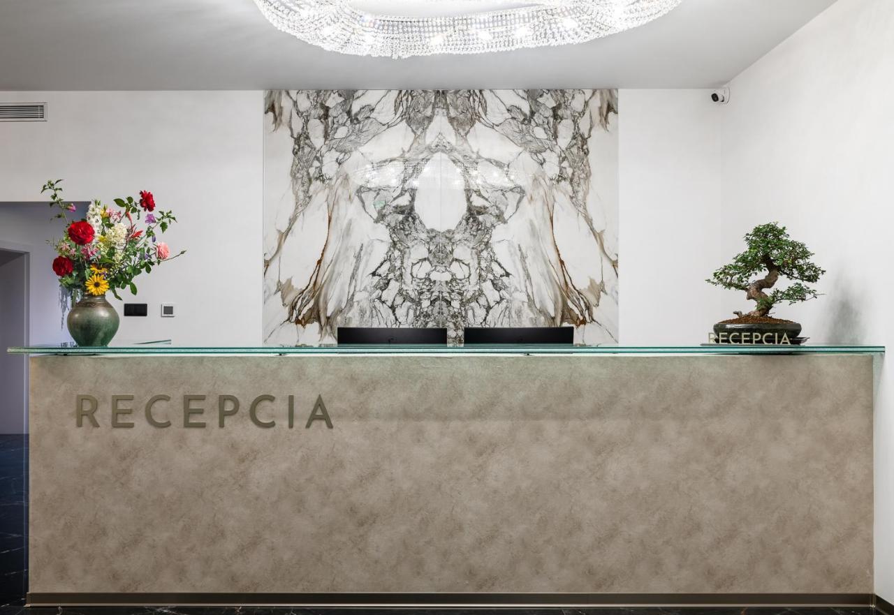 Hotel Zemplen Michalovce Eksteriør bilde