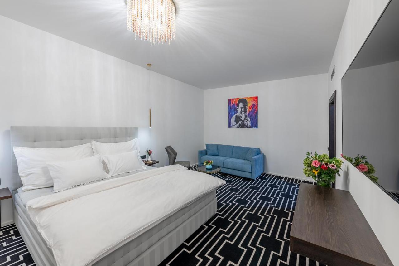 Hotel Zemplen Michalovce Eksteriør bilde